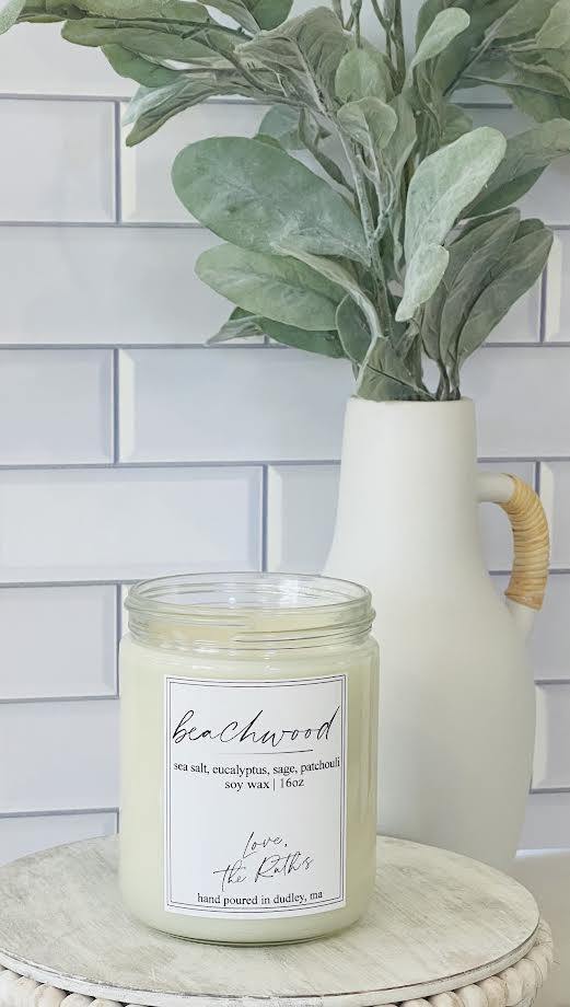 BEACHWOOD SOY CANDLE